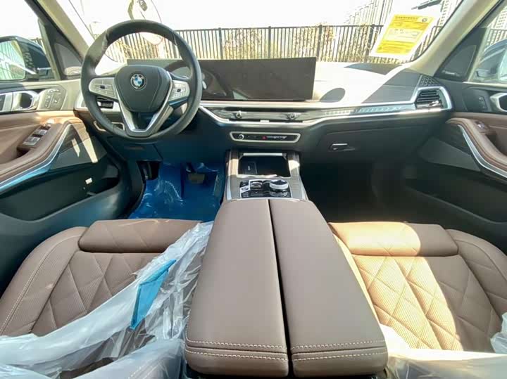 Фото 11 - BMW X7