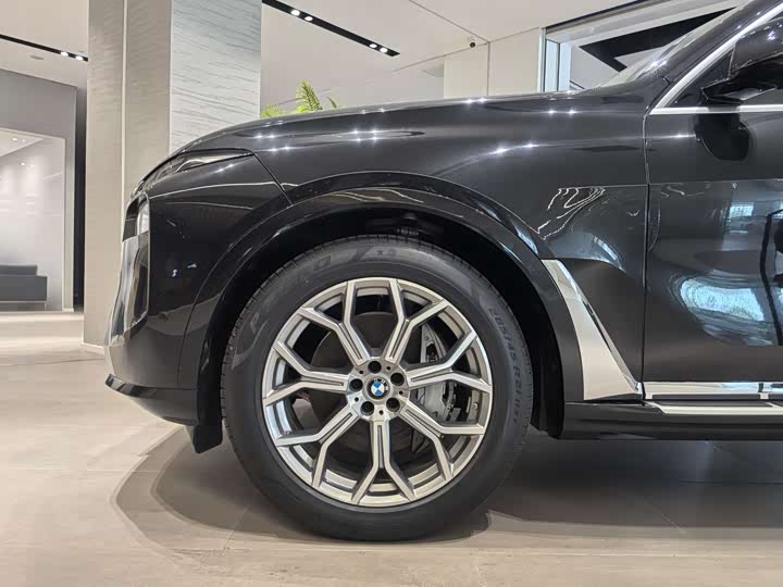 Фото 2 - BMW X7