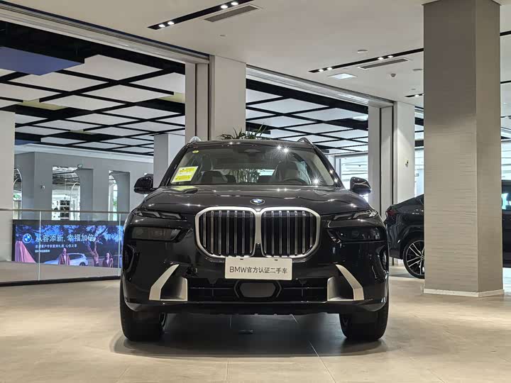 Фото 3 - BMW X7