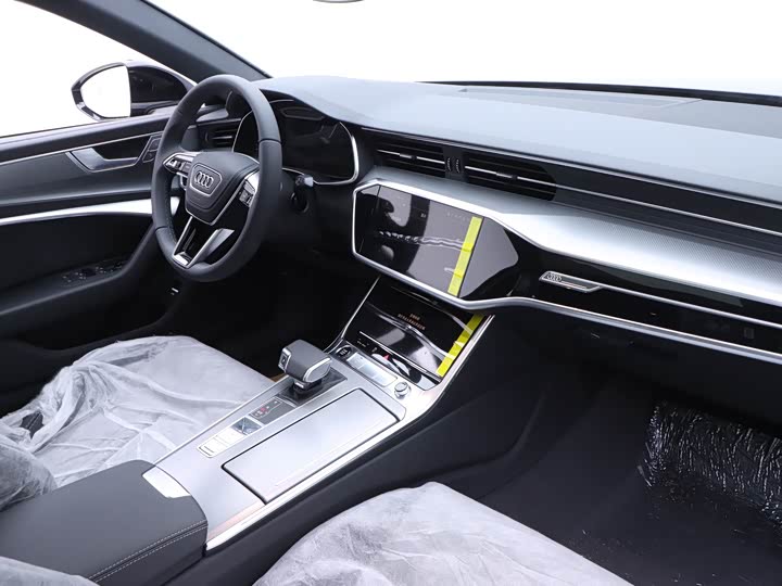 Фото 10 - Audi A6L