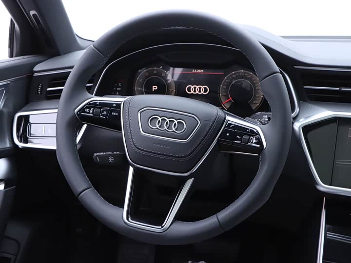 Фото 14 - Audi A6L