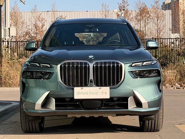 Фото 6 - BMW X7
