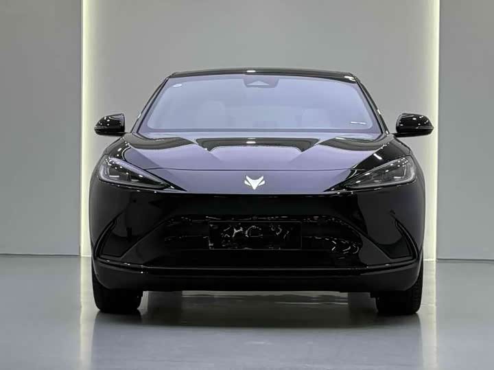 Фото 2 - BAIC Arcfox Alpha S