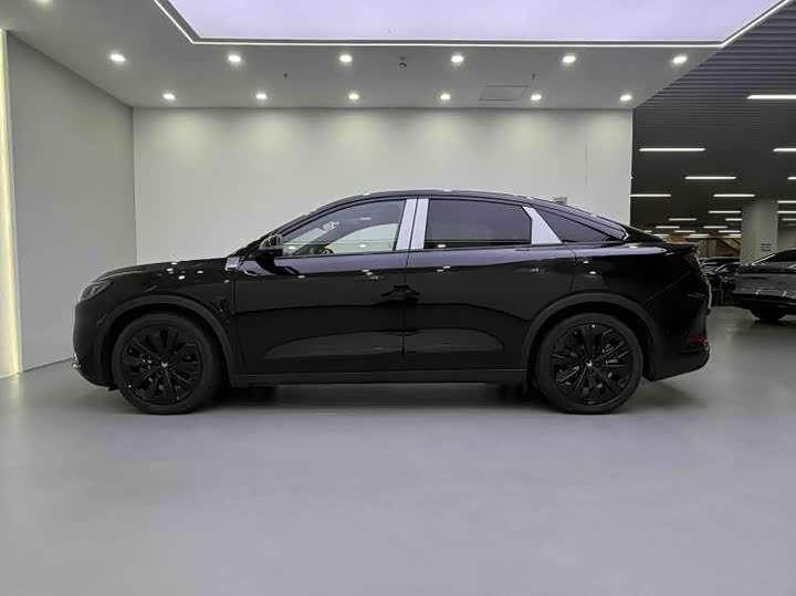 Фото 3 - BAIC Arcfox Alpha S