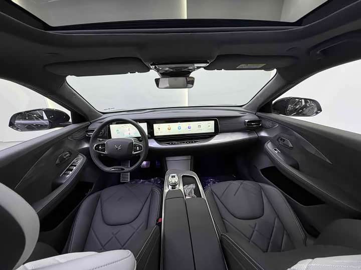 Фото 8 - BAIC Arcfox Alpha S