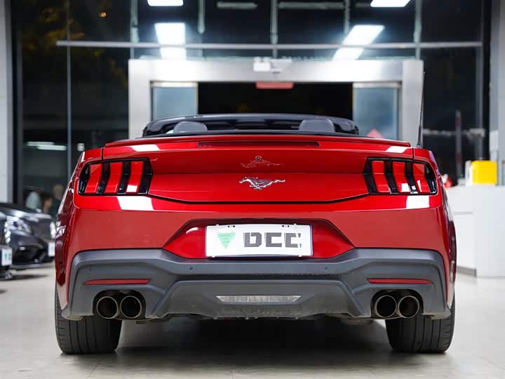 Фото 7 - Ford Mustang