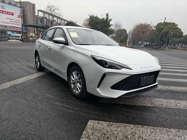 Фото 3 - Roewe i5