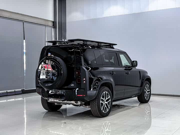 Фото 6 - Land Rover Defender