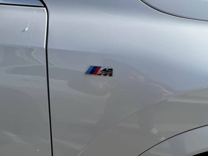 Фото 9 - BMW iX1