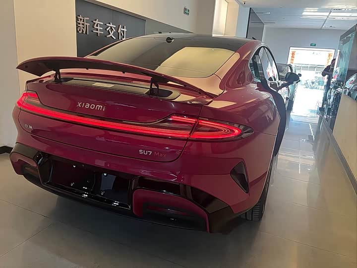 Фото 4 - Xiaomi SU7