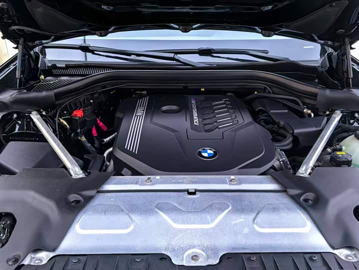 Фото 17 - BMW X4