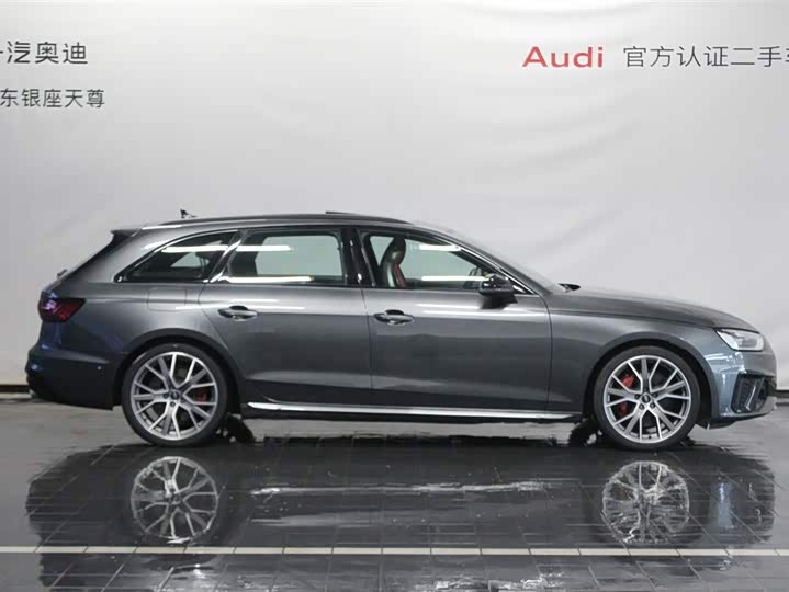 Фото 4 - Audi S4