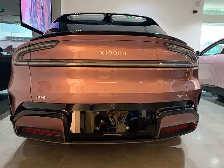 Фото 5 - Xiaomi YU7