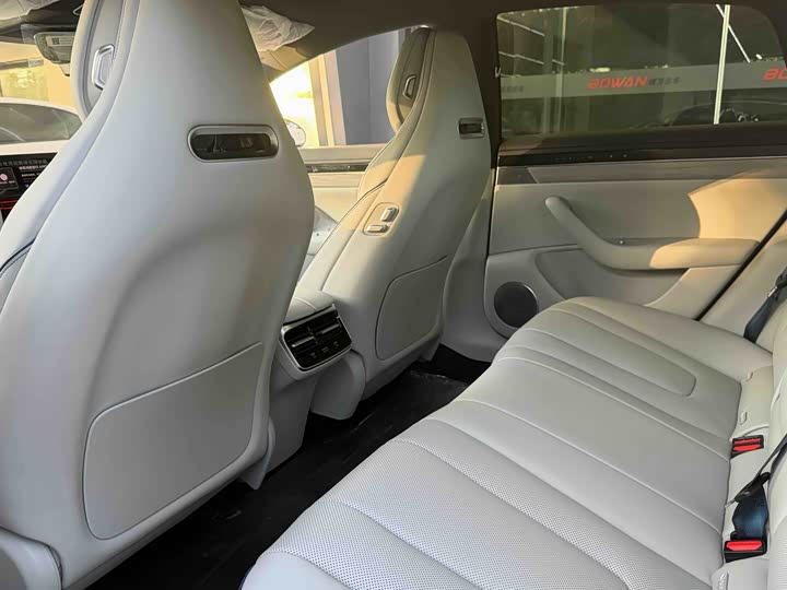 Фото 7 - Luxeed S7