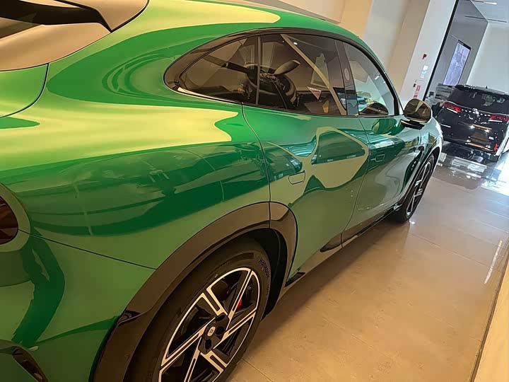 Фото 9 - Xiaomi YU7