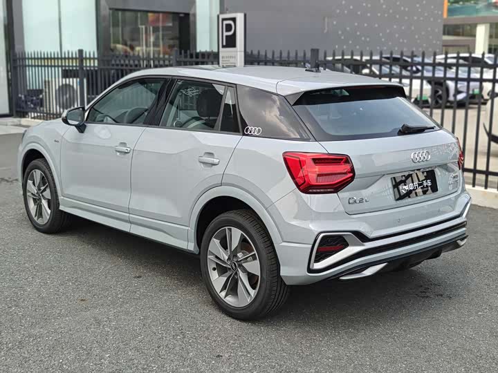 Фото 15 - Audi Q2L