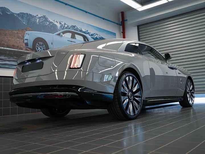 Фото 6 - Rolls-Royce Spectre