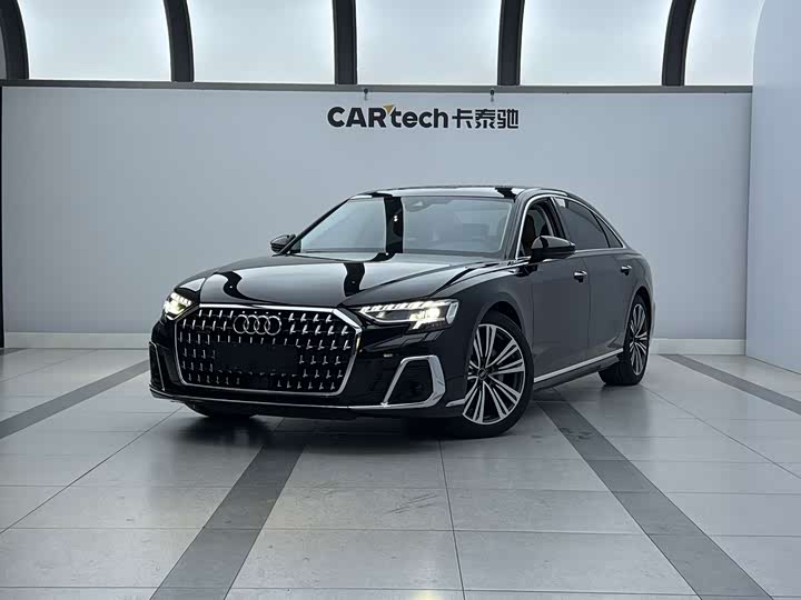 Фото 4 - Audi A8