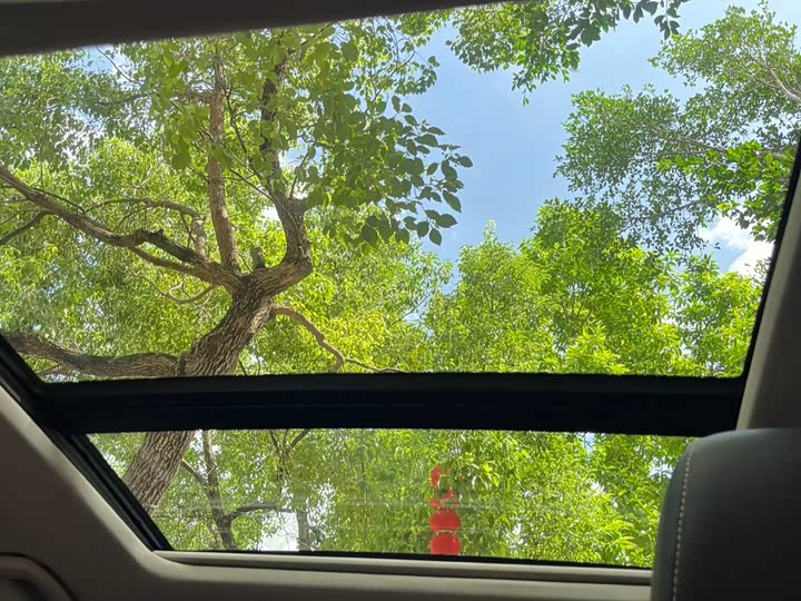 Фото 20 - Bestune B70