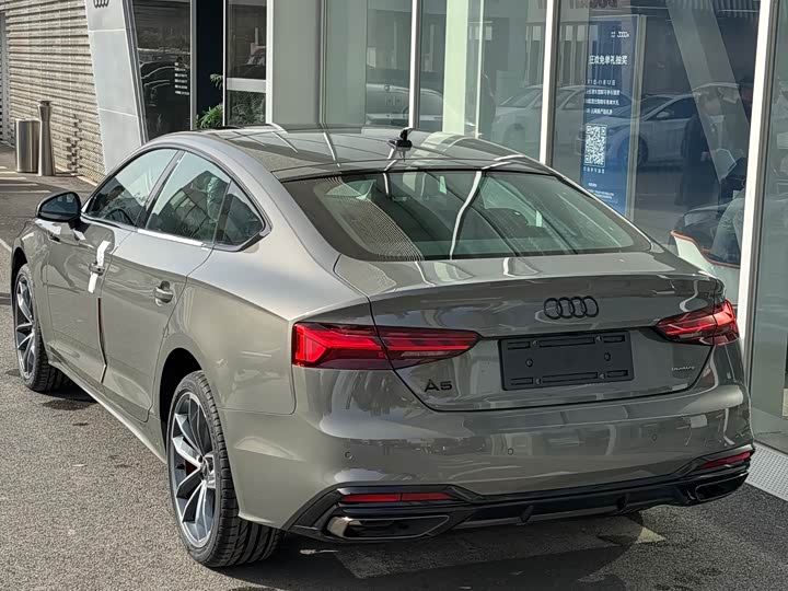 Фото 3 - Audi A5