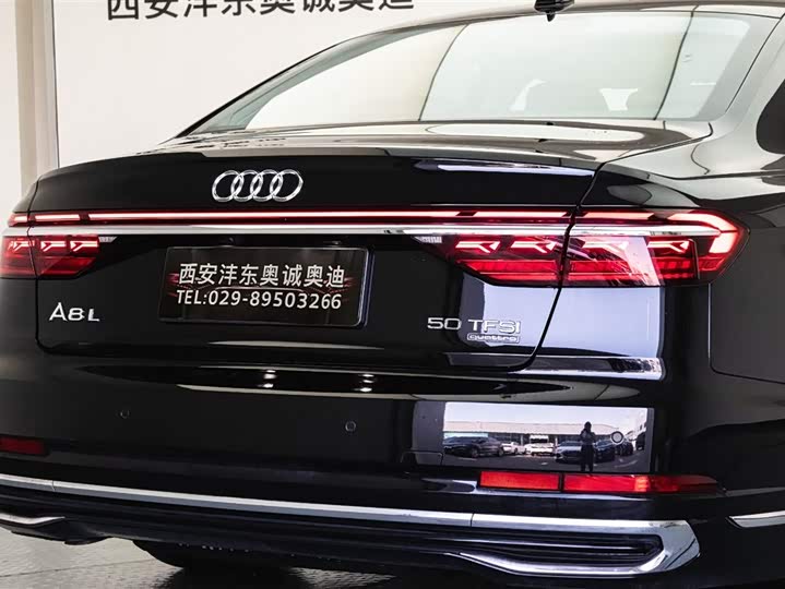 Фото 6 - Audi A8