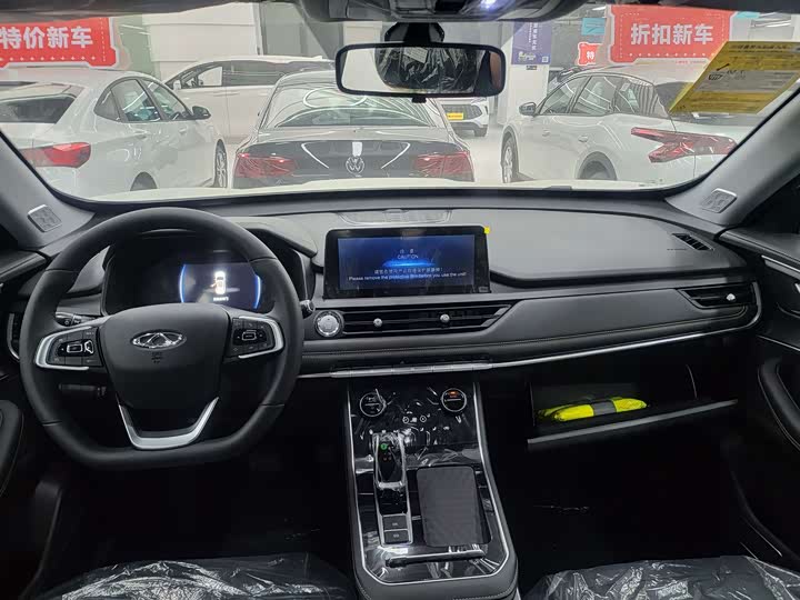 Фото 8 - Chery Tiggo 8