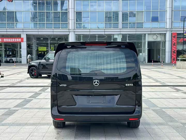 Фото 7 - Mercedes-Benz Vito