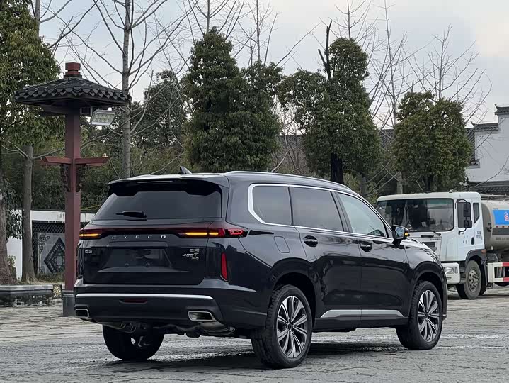 Фото 4 - Exeed VX