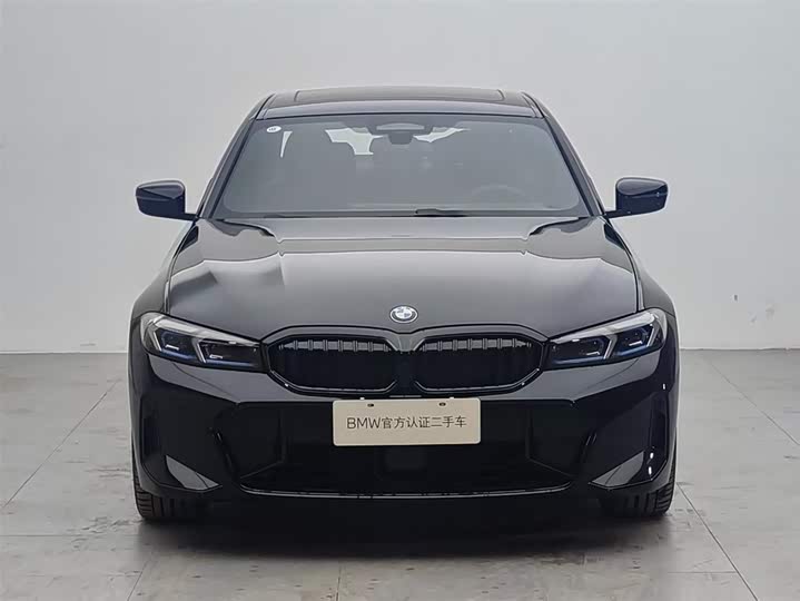 Photo 2 - BMW 3 Series