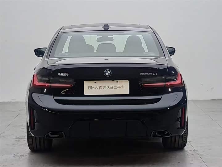 Photo 5 - BMW 3 Series