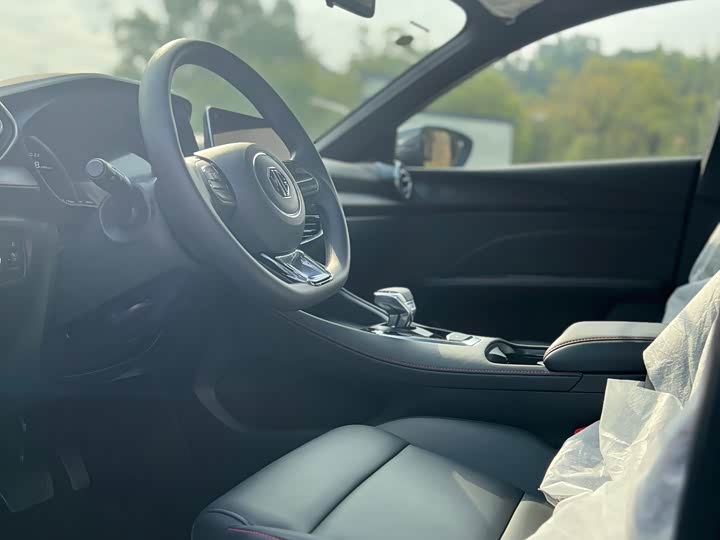 Фото 4 - MG Motor 5