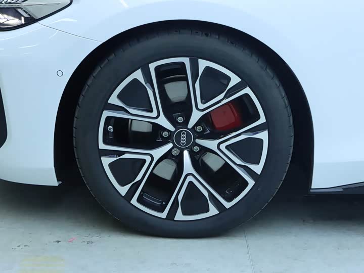 Фото 5 - Audi A5L Sportback