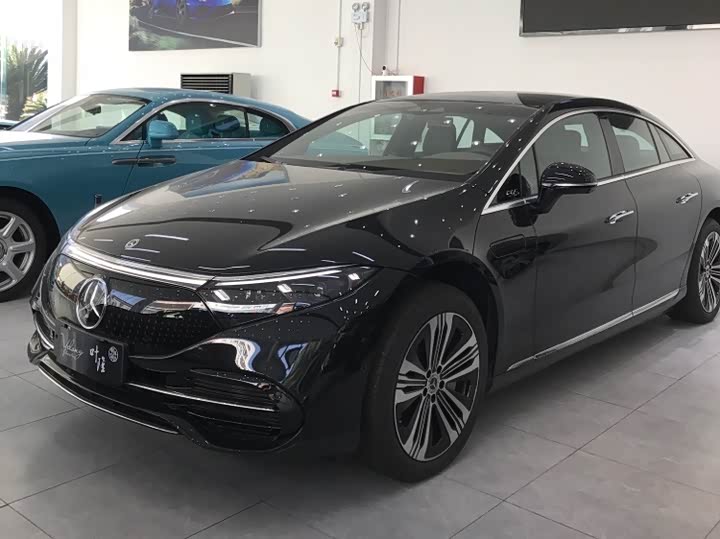 Photo 1 - Mercedes-Benz EQS