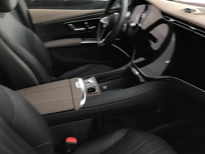 Photo 6 - Mercedes-Benz EQS