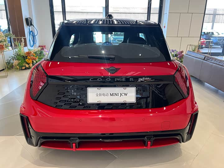 Фото 5 - Mini Cooper JCW