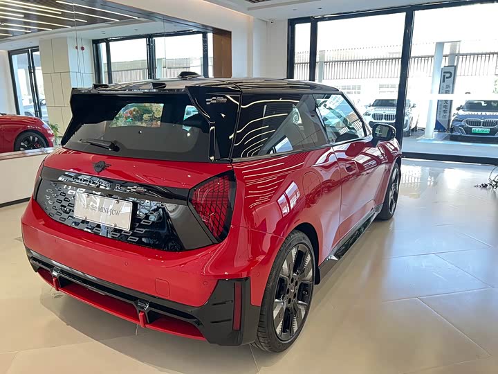 Фото 6 - Mini Cooper JCW