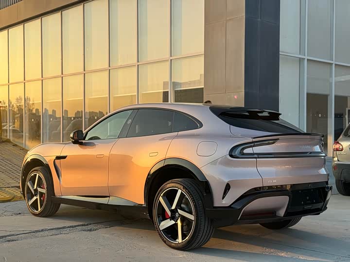 Фото 6 - Xiaomi YU7