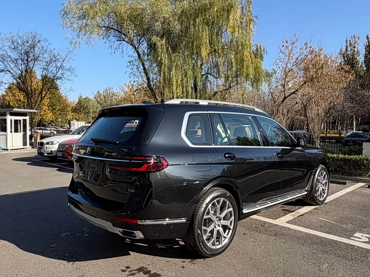 Фото 5 - BMW X7