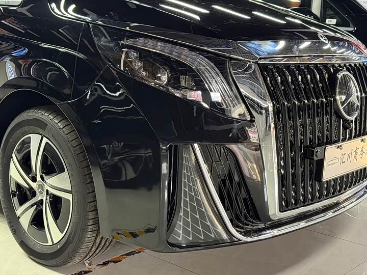 Фото 18 - Mercedes-Benz Vito