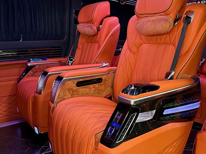 Фото 8 - Mercedes-Benz Vito