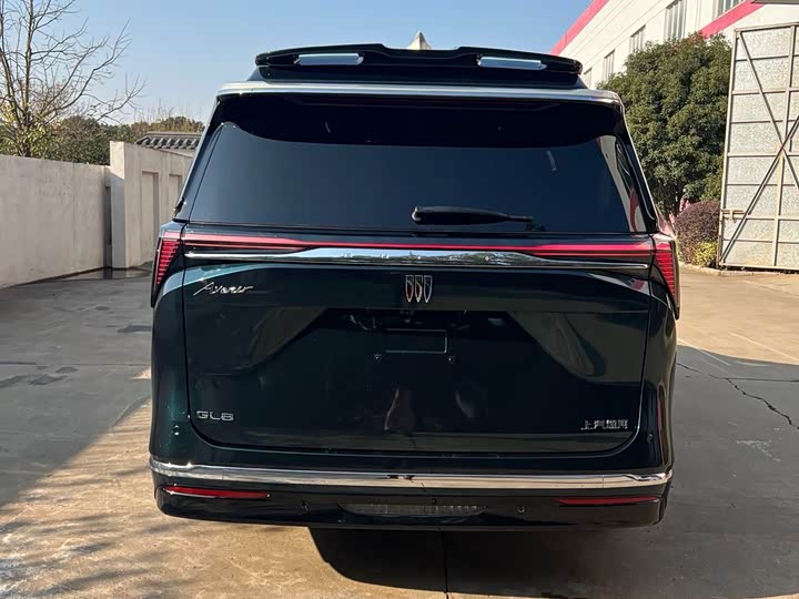 Фото 3 - Buick GL8 ES