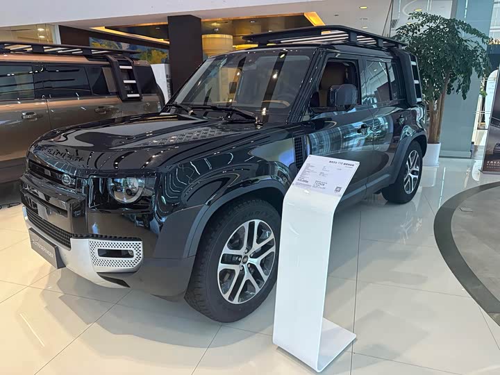 Фото 1 - Land Rover Defender