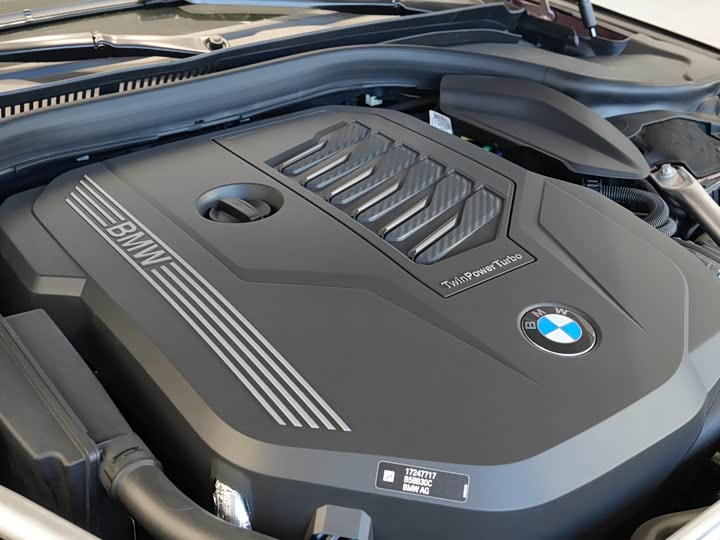 Фото 5 - BMW 8 Series