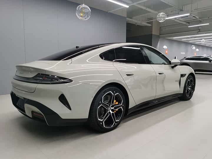 Фото 5 - Xiaomi SU7