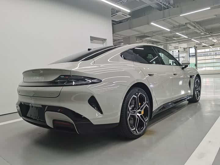 Фото 9 - Xiaomi SU7