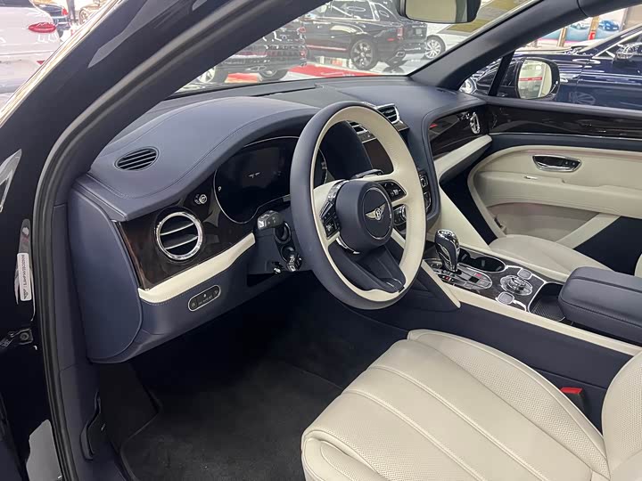 Фото 7 - Bentley Bentayga