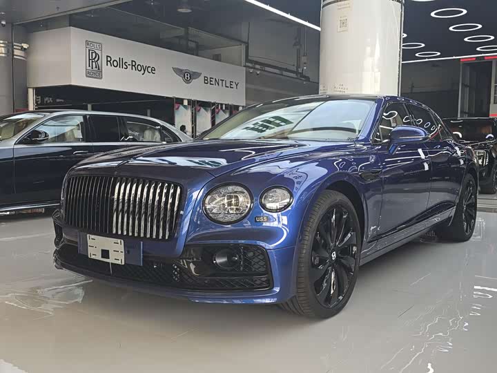 Фото 1 - Bentley Flying Spur