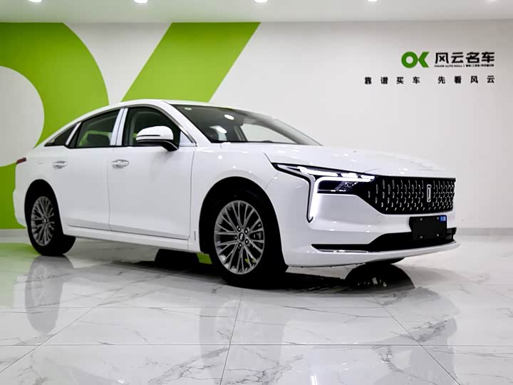 Фото 3 - Bestune B70