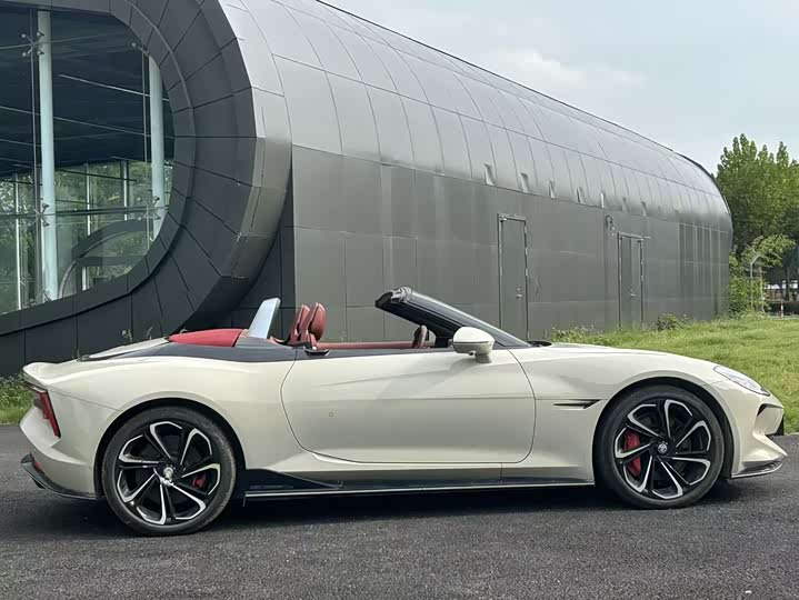 Фото 18 - MG Motor Cyberster