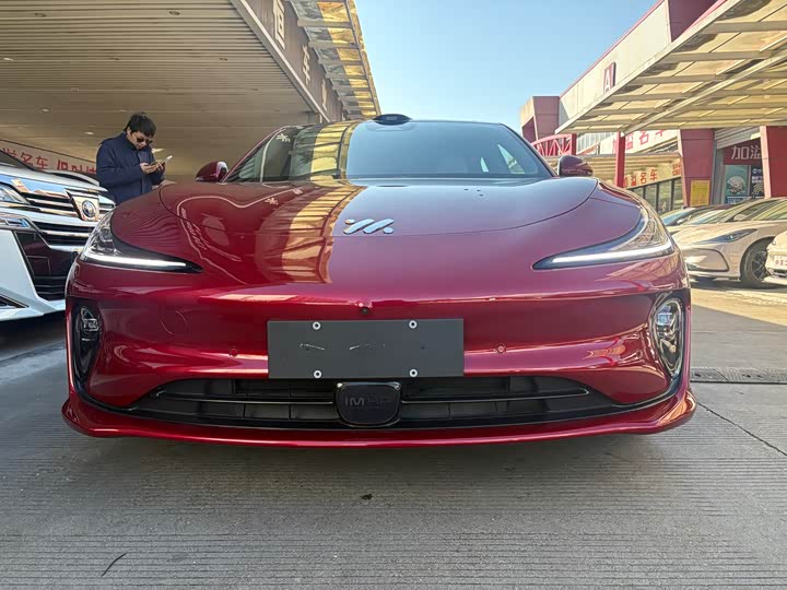 Фото 2 - IM motors L6